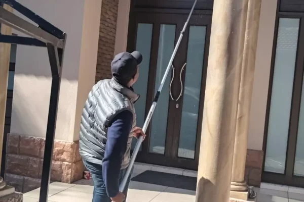 Window & Solar Cleaning Services 5
